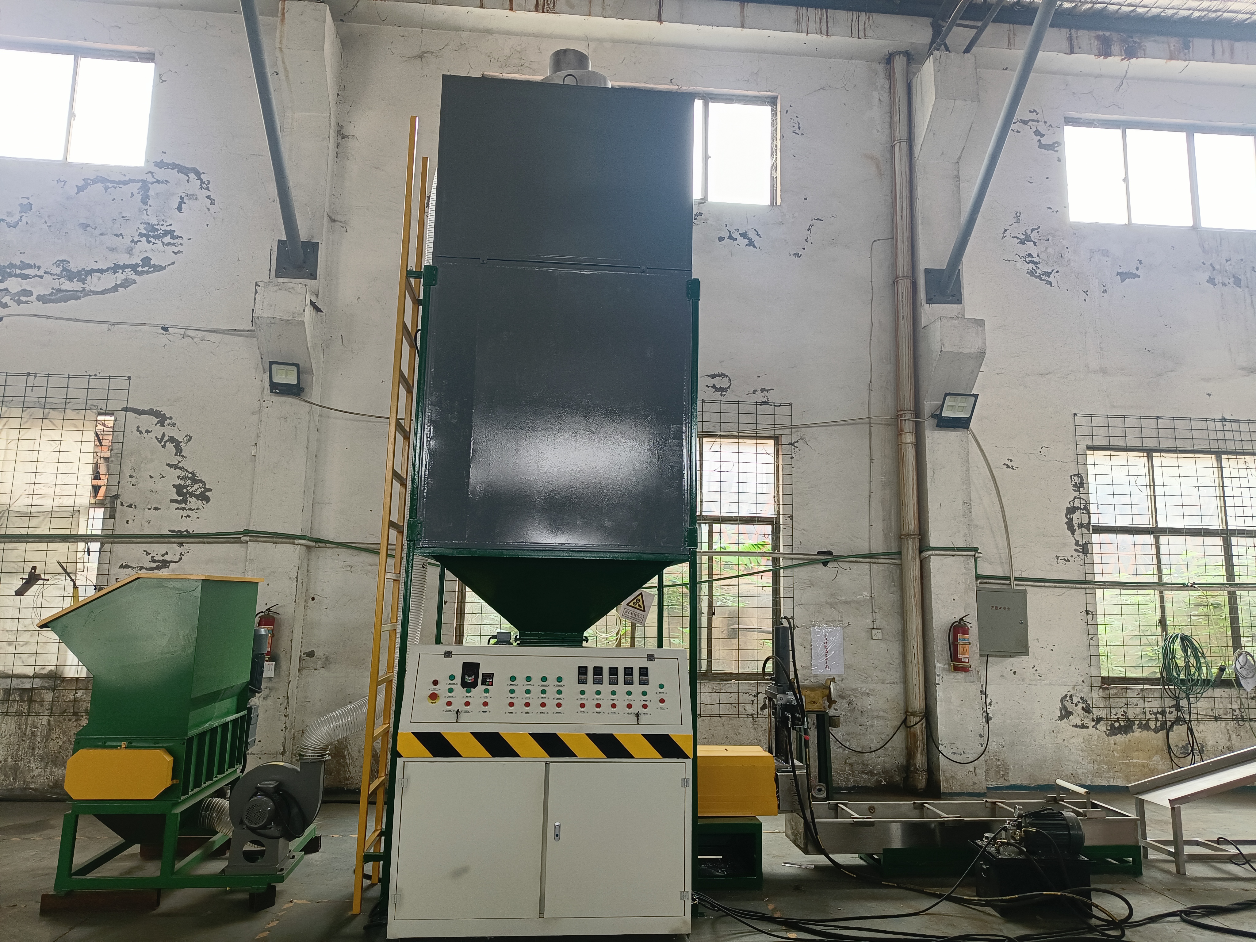 AutoEPS Pelletizer Machine